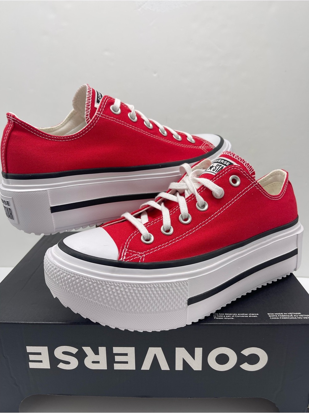 Converse WMNS CTAS LIFT DOUBLE STACK OX
RED/BLACK/WHITE Platform Sneakers - Picture 10 of 16